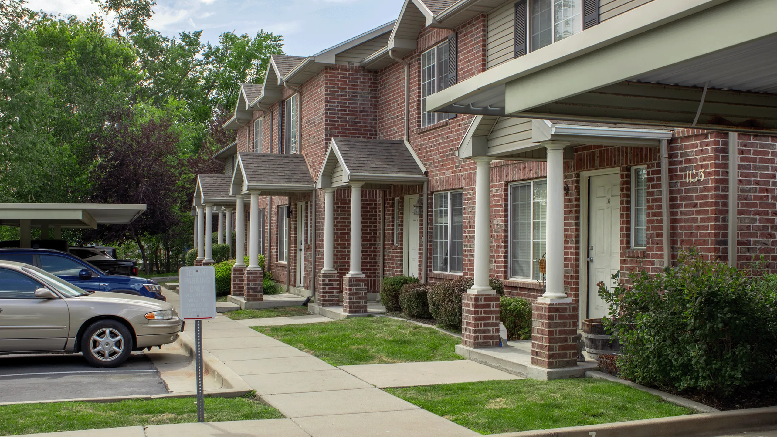 2nd Building Exterior | Woodside Creek Village