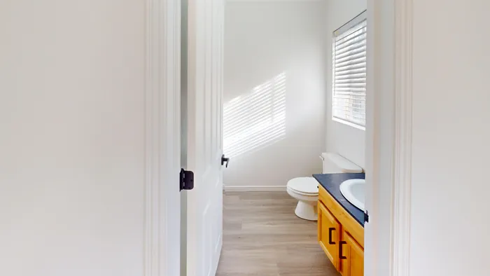 Bathroom | 2x2 Woodside Creek Village | Bountiful, UT