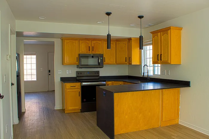 Kitchen View 3 | 3x2 Woodside Creek Village | Bountiful, UT